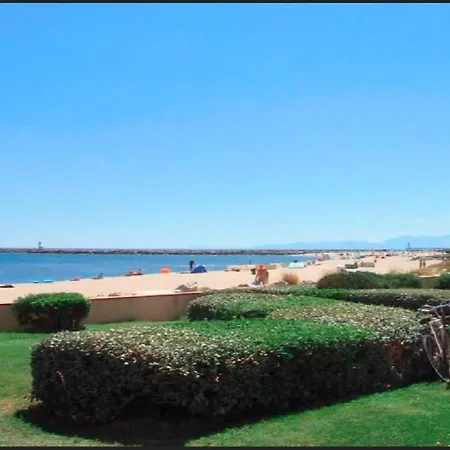 شقة Aphrodite Village Naturiste En Bord De A