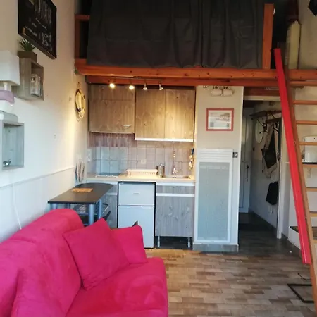 Apartman Aphrodite Village Naturiste En Bord De A *