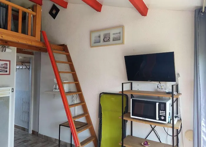 Aphrodite Village Naturiste En Bord De A Appartement *