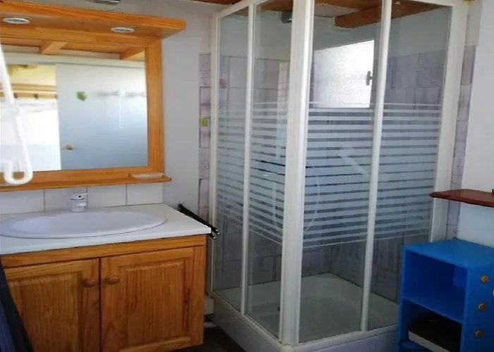 Aphrodite Village Naturiste En Bord De A * Leucate